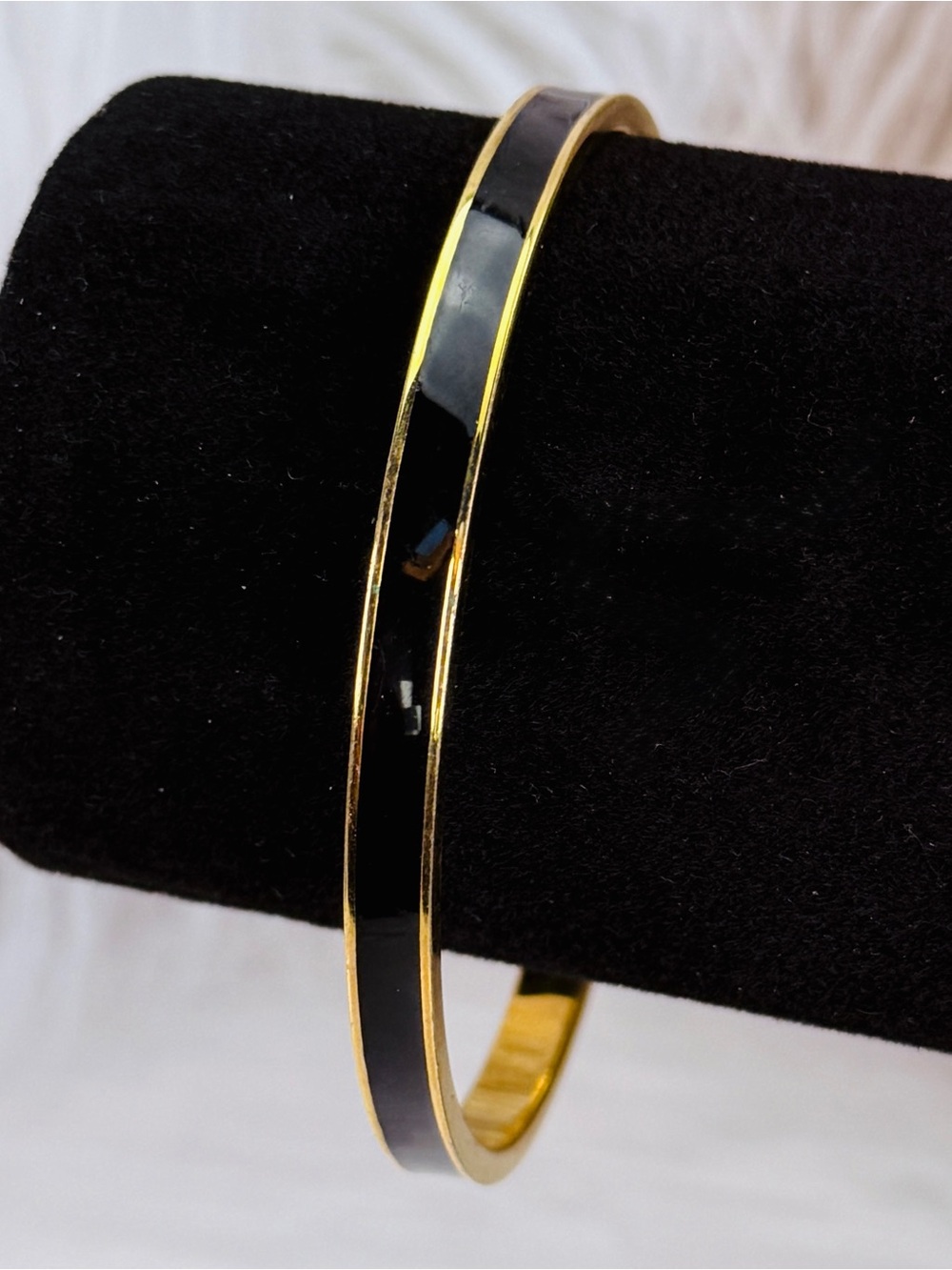 Kate Spade Bangle Black Enamel Gold Tone Thin Bangle Bracelet